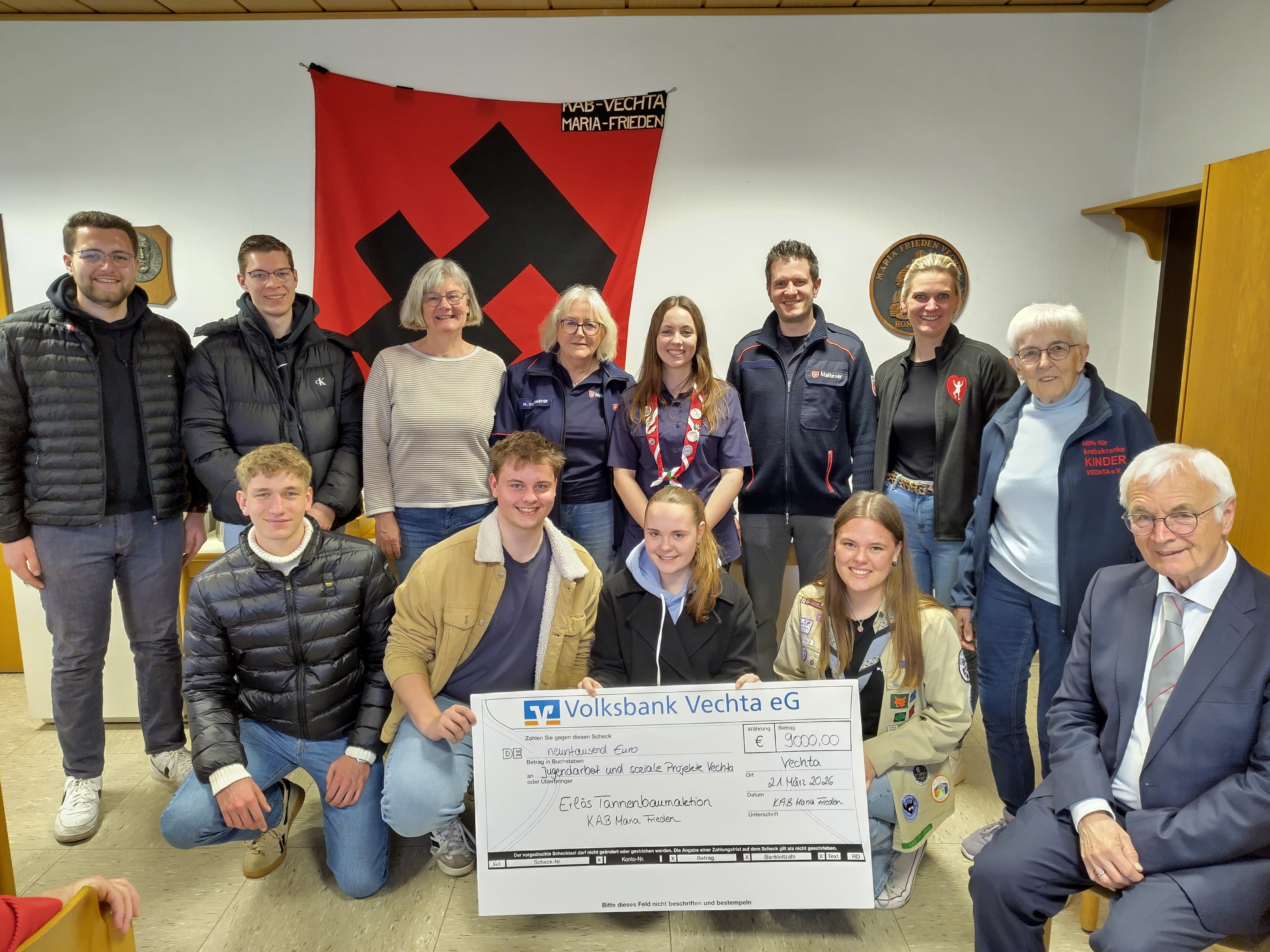 Scheckuebergabe MF Spende 2026 1
